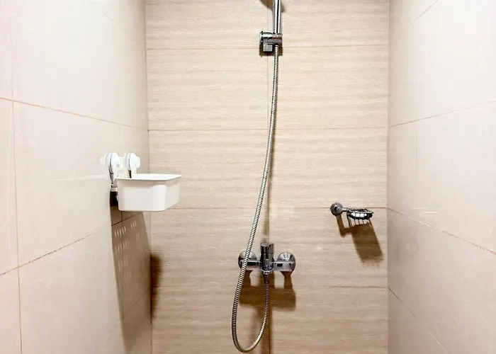 Modern Cozy In Bgc Near Uptown Mall Apartamento