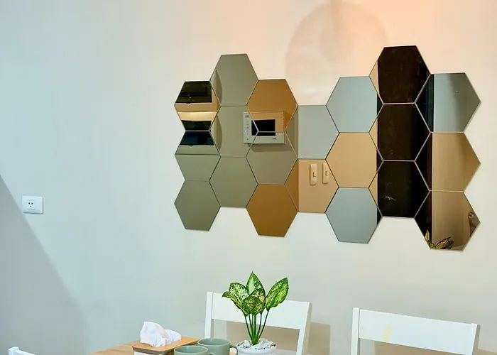 Modern Cozy In Bgc Near Uptown Mall Apartamento