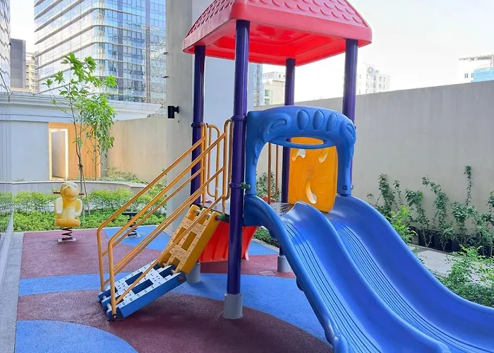 Apartamento Modern Cozy In Bgc Near Uptown Mall Manila